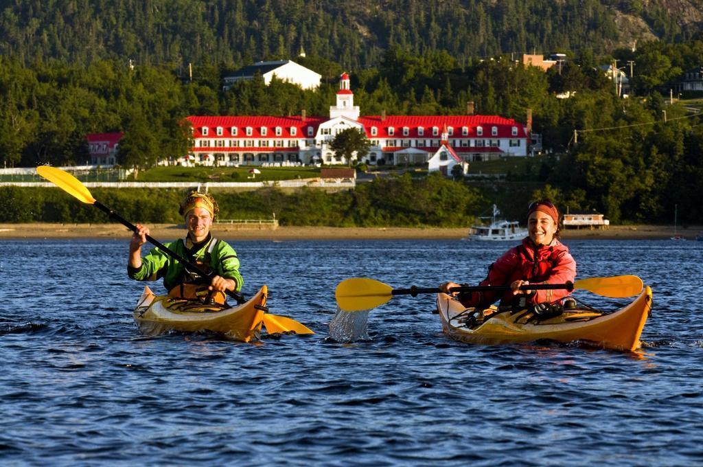 Hotel Tadoussac Exterior photo